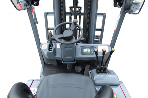 Электрический погрузчик LEMA FE 15-4F DX35