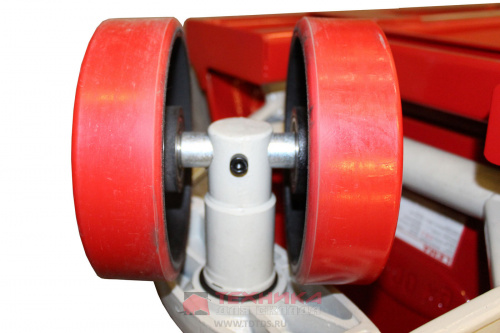 LM 25 III 800x550