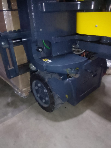 Погрузчик электрический COMBILIFT Aisle Master 15NE