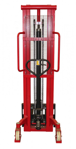 LM 1025