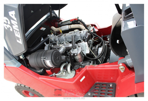 Дизельный погрузчик LEMA  FD 30 DX 33