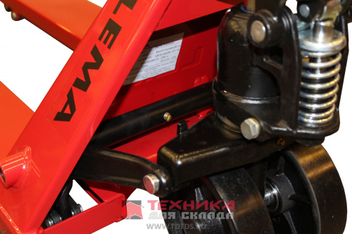 LM 25-1150x550